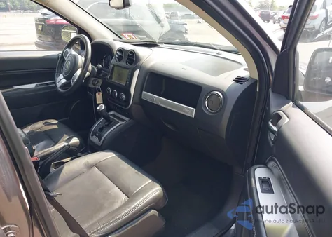 2017 Jeep Compass High Altitude 4X4 z USA, uszkodzony, nr VIN 1C4NJDEB4HD114026